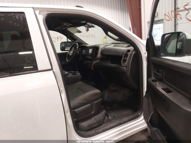 44532010 :رقم المزاد ، 3C6UR5CJ6MG569372 vin ، 2021 Ram 2500 Tradesman  4x4 6'4 Box مزاد بيع