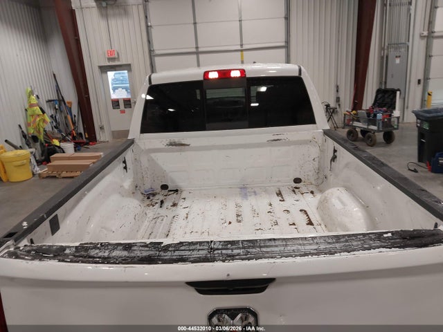 44532010 :رقم المزاد ، 3C6UR5CJ6MG569372 vin ، 2021 Ram 2500 Tradesman  4x4 6'4 Box مزاد بيع