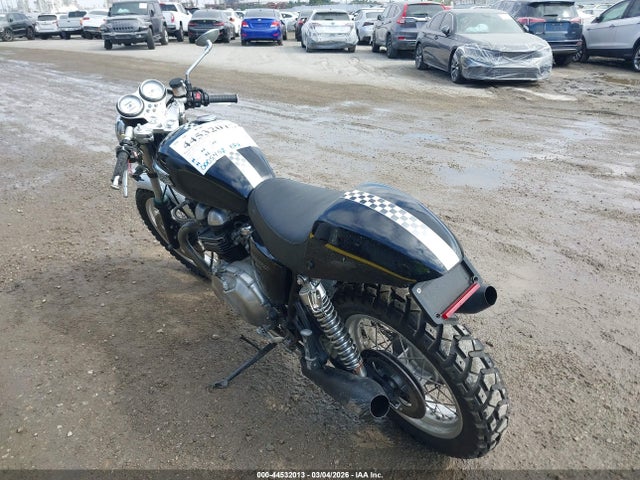 2006 TRIUMPH MOTORCYCLE BONNEVILLE SMT920K196J262496 Photo 2