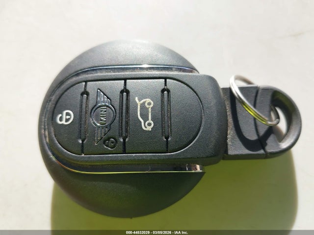 2016 MINI CLUBMAN WMWLN5C57G2E31243 Photo 10