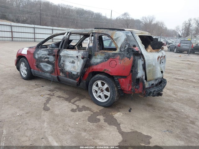 2005 CHRYSLER PACIFICA 2C4GF68445R431140 Photo 2