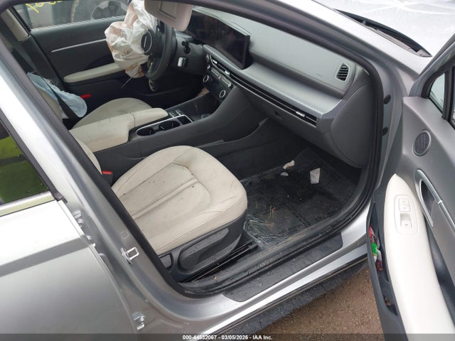 2025 HYUNDAI SONATA KMHL64JA2SA447531 Photo 4
