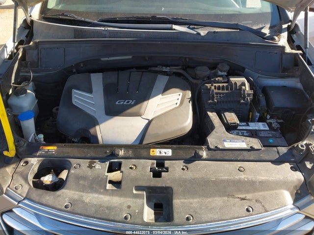 KM8SM4HF6GU144051 Hyundai Santa Fe Se