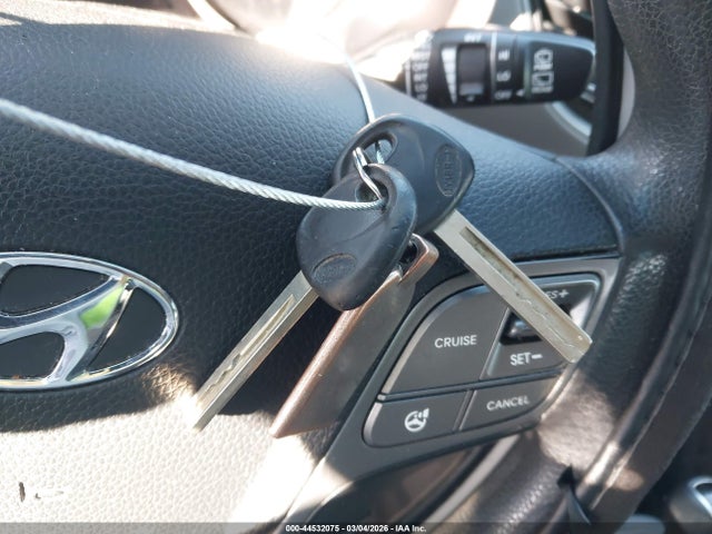 KM8SM4HF6GU144051 Hyundai Santa Fe Se