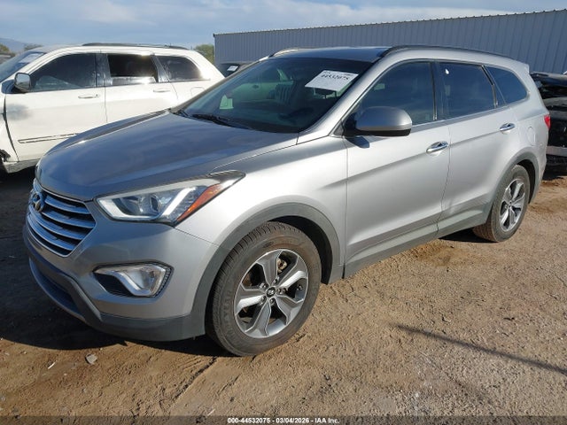 KM8SM4HF6GU144051 Hyundai Santa Fe Se