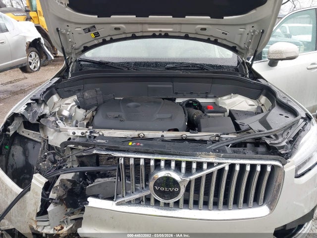 2022 VOLVO XC90 YV4A221L2N1813843 Photo 9