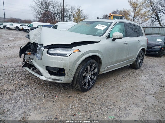 2022 VOLVO XC90 YV4A221L2N1813843 Photo 1