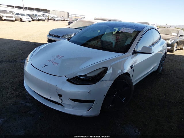 44532084 :رقم المزاد ، 5YJ3E1EB4MF937777 vin ، 2021 Tesla Model 3 Long Range Dual Motor All-wheel Drive مزاد بيع
