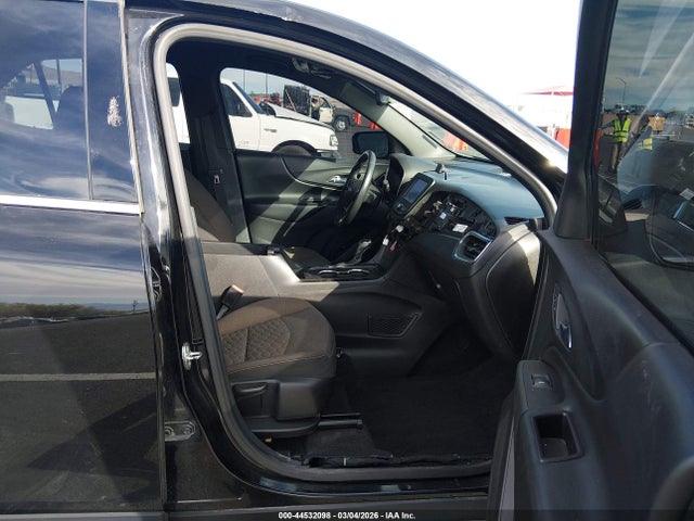 2GNAXSEV8J6200401 Chevrolet EQUINOX LT
