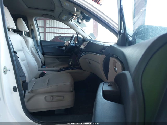 Honda Ridgeline Rtl-e 2017 5FPYK3F73HB034411 Image 5