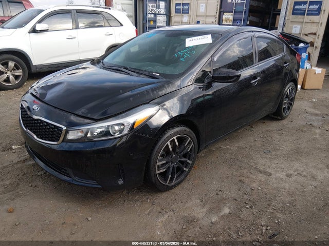 KIA FORTE S 2017 3KPFL4A75HE134221 Image 2
