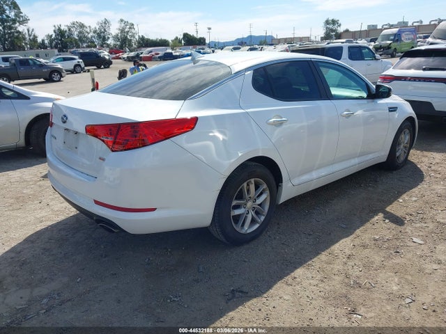 Продажа на аукционе авто 2013 Kia Optima Lx, vin: 5XXGM4A75DG235536, номер лота: 44532188