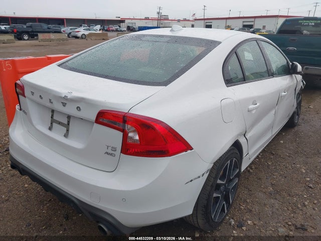 2018 VOLVO S60 YV140MTL3J2460848 Photo 3