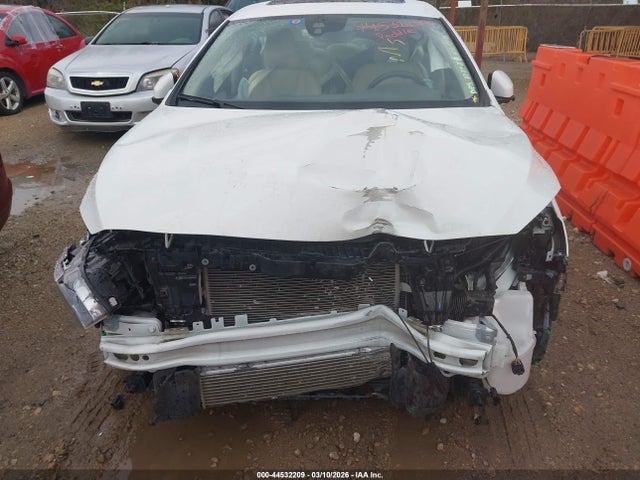 2018 VOLVO S60 YV140MTL3J2460848 Photo 5