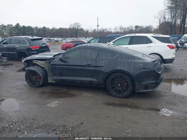Продаж на аукціоні авто 2017 Ford Mustang Gt Premium, vin: 1FA6P8CF0H5281516, номер лоту: 44532277