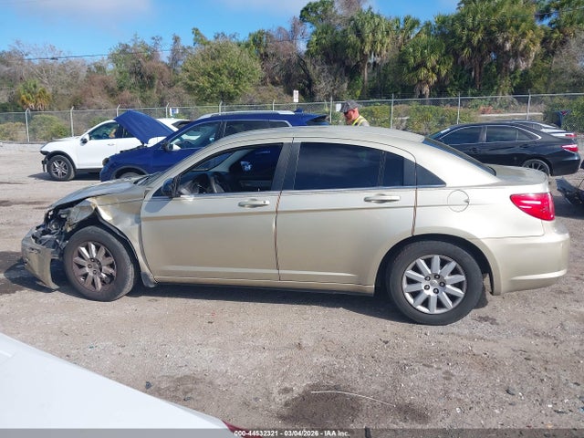 2010 Chrysler Sebring Touring მანქანა იყიდება აუქციონზე, vin: 1C3CC4FB2AN165514, აუქციონის ნომერი: 44532321