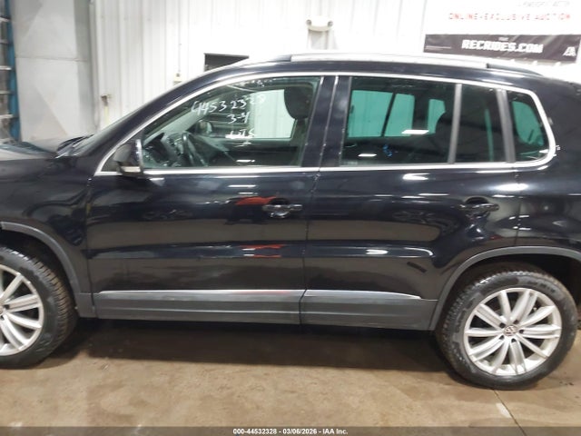 WVGBV3AX2EW568984 Volkswagen TIGUAN SE