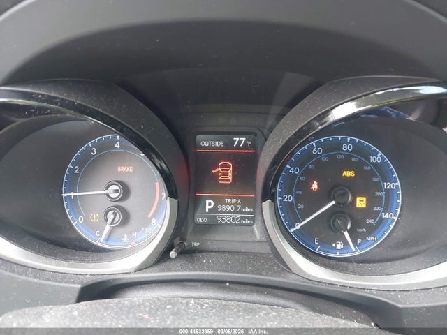 2015 Toyota Corolla S Plus მანქანა იყიდება აუქციონზე, vin: 5YFBURHE6FP269717, აუქციონის ნომერი: 44532359