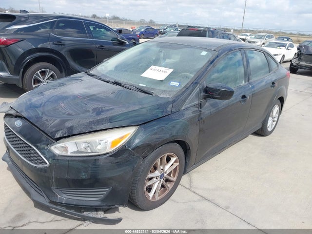 2018 FORD FOCUS 1FADP3FE2JL210669 Photo 1
