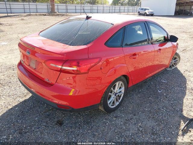 Ford FOCUS SE 2015 1FADP3F25FL234025 Image 4