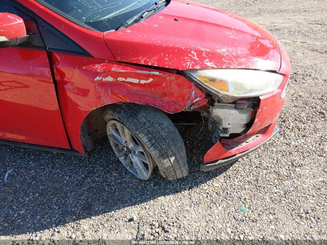 Ford FOCUS SE 2015 1FADP3F25FL234025 Image 6