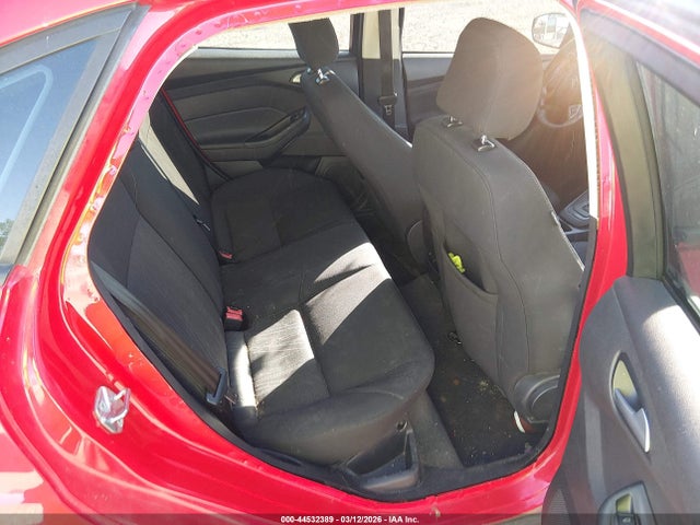 Ford FOCUS SE 2015 1FADP3F25FL234025 Image 8