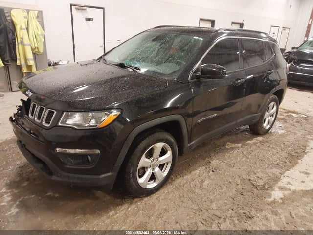 Продаж на аукціоні авто 2018 Jeep Compass Latitude 4x4, vin: 3C4NJDBB0JT314941, номер лоту: 44532403