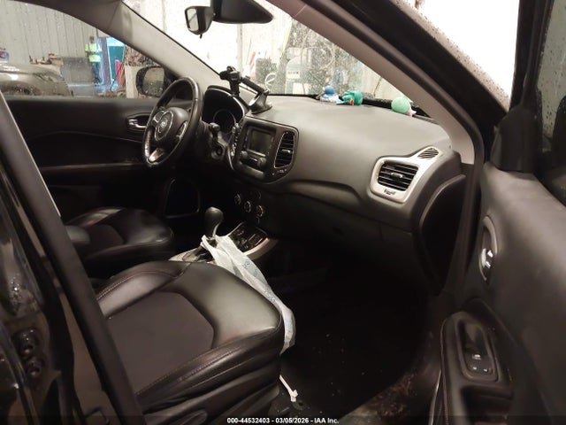 Продаж на аукціоні авто 2018 Jeep Compass Latitude 4x4, vin: 3C4NJDBB0JT314941, номер лоту: 44532403