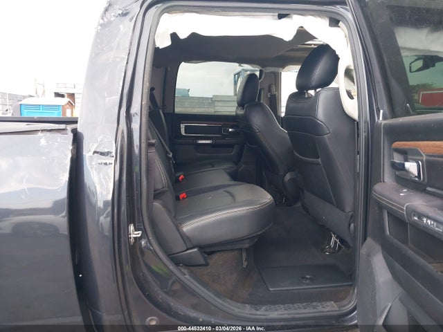 2018 Ram 3500 Laramie  4x4 8' Box მანქანა იყიდება აუქციონზე, vin: 3C63R3JLXJG103797, აუქციონის ნომერი: 44532410