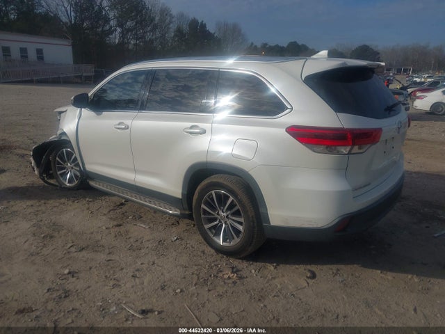5TDKZRFH6KS574702 Toyota Highlander Xle