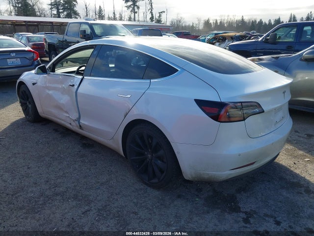 Продаж на аукціоні авто 2018 Tesla Model 3 Long Range/performance, vin: 5YJ3E1EB8JF085395, номер лоту: 44532428