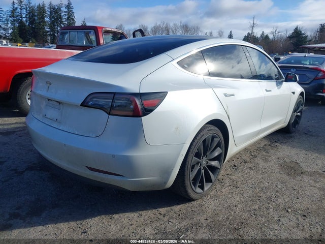 Продаж на аукціоні авто 2018 Tesla Model 3 Long Range/performance, vin: 5YJ3E1EB8JF085395, номер лоту: 44532428