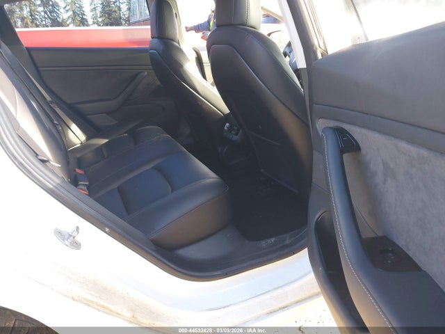 Продаж на аукціоні авто 2018 Tesla Model 3 Long Range/performance, vin: 5YJ3E1EB8JF085395, номер лоту: 44532428