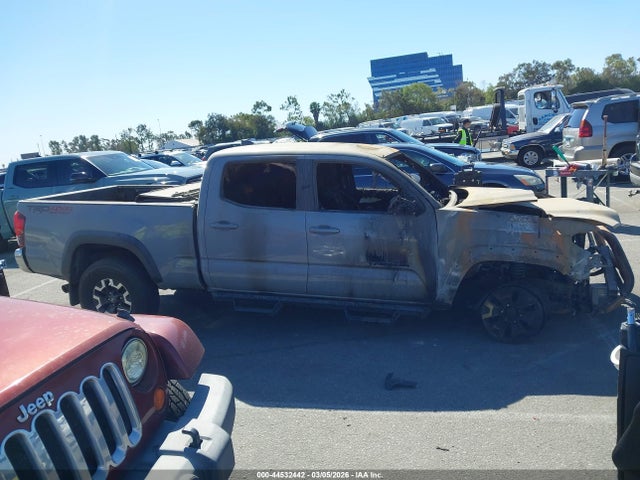 3TMDZ5BN0KM074404 Toyota Tacoma Trd Off Road