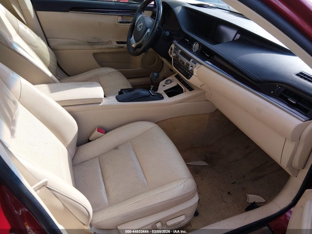 2014 Lexus Es 350 მანქანა იყიდება აუქციონზე, vin: JTHBK1GG2E2090550, აუქციონის ნომერი: 44532444