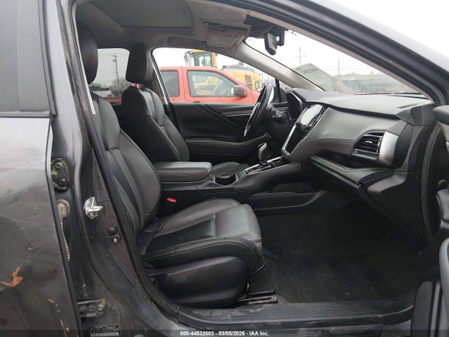 4S4BTALC8P3138983 Subaru Outback Onyx Edition