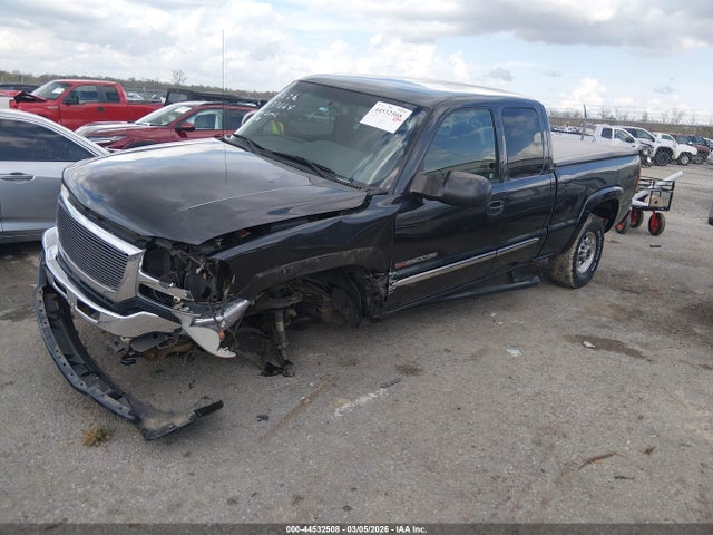 44532508 :رقم المزاد ، 1GTHC29UX4E237664 vin ، 2004 Gmc Sierra 2500hd Sle مزاد بيع