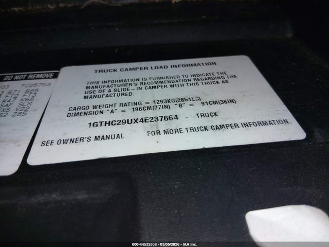 44532508 :رقم المزاد ، 1GTHC29UX4E237664 vin ، 2004 Gmc Sierra 2500hd Sle مزاد بيع