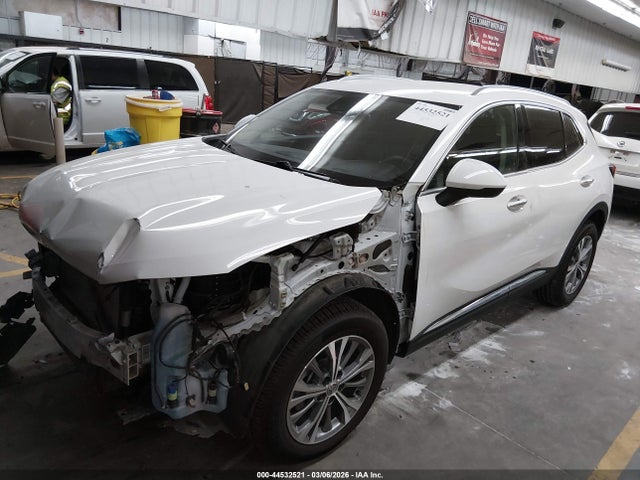 2022 BUICK ENVISION LRBAZLR4XND109968 Photo 1