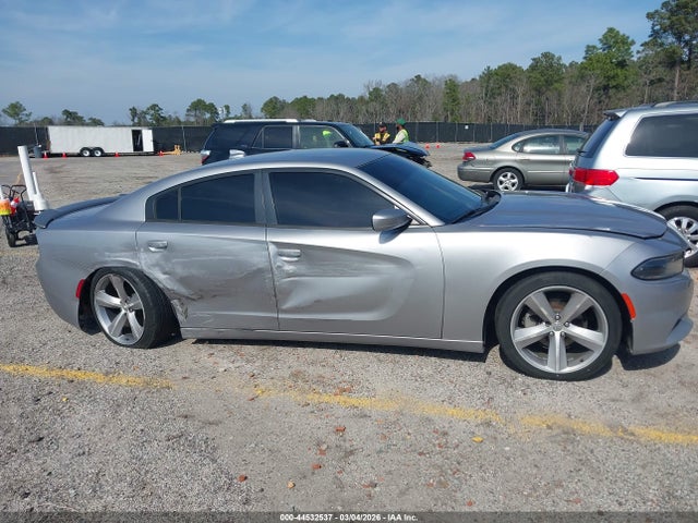Продаж на аукціоні авто 2015 Dodge Charger Sxt, vin: 2C3CDXHG1FH851695, номер лоту: 44532537