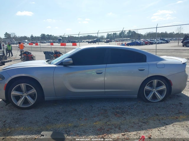 Продаж на аукціоні авто 2015 Dodge Charger Sxt, vin: 2C3CDXHG1FH851695, номер лоту: 44532537