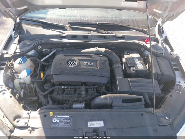 Aukcja sprzedaży 2015 Volkswagen Jetta 1.8t Se, vin: 3VWD17AJ8FM339042, numer aukcji: 44532549