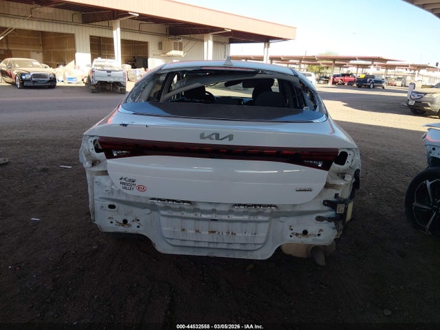 5XXG14J21NG136310 KIA K5 LXS