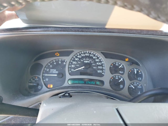 2003 Gmc Yukon Xl 1500 Denali მანქანა იყიდება აუქციონზე, vin: 1GKFK66U43J140038, აუქციონის ნომერი: 44532585