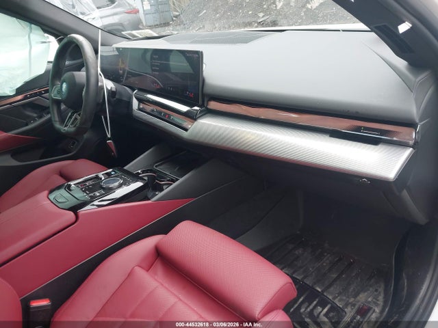 WBY13HG02SCT77638 BMW I5 Xdrive40
