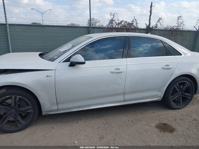 Продаж на аукціоні авто 2017 Audi A4 2.0t Premium, vin: WAUENAF45HN002880, номер лоту: 44532629