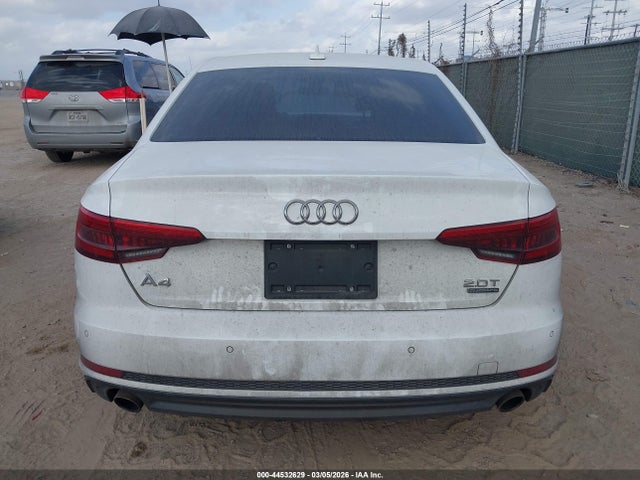 Продаж на аукціоні авто 2017 Audi A4 2.0t Premium, vin: WAUENAF45HN002880, номер лоту: 44532629