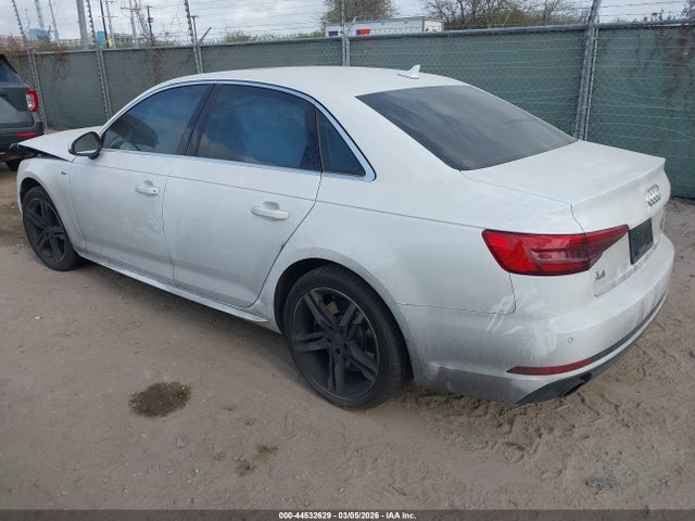 Продаж на аукціоні авто 2017 Audi A4 2.0t Premium, vin: WAUENAF45HN002880, номер лоту: 44532629