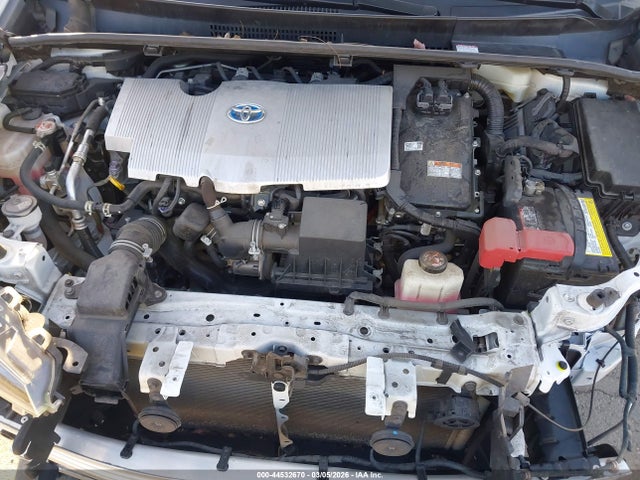 JTDKAMFU5M3151203 Toyota Prius L Eco