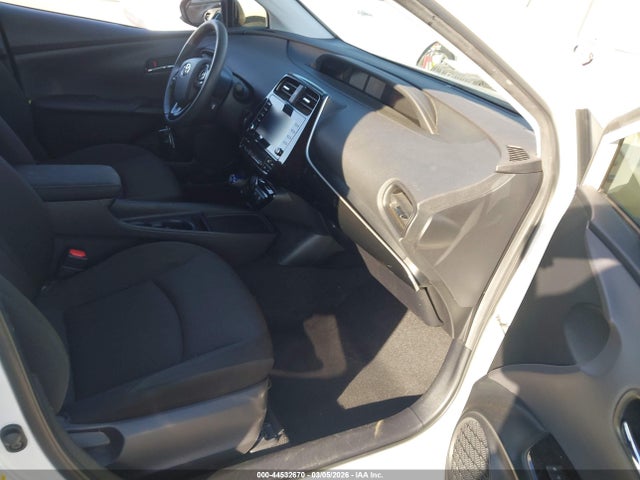 JTDKAMFU5M3151203 Toyota Prius L Eco